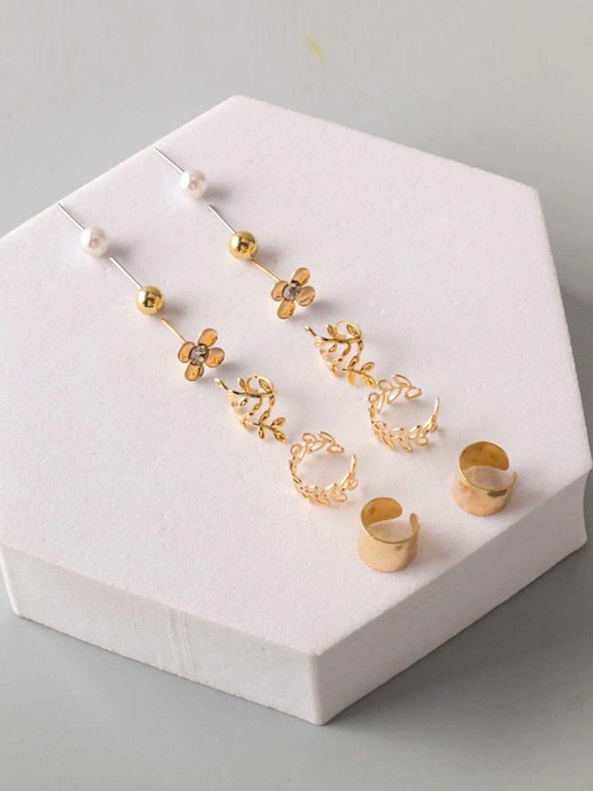 FASHION GOLD & SILVER MULTI PENDANTS EARRINGS