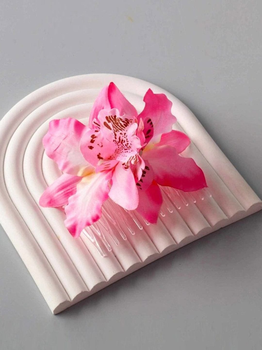 FASHION ASSORTED COLORS FLOWER HAIR COMB BARETTE