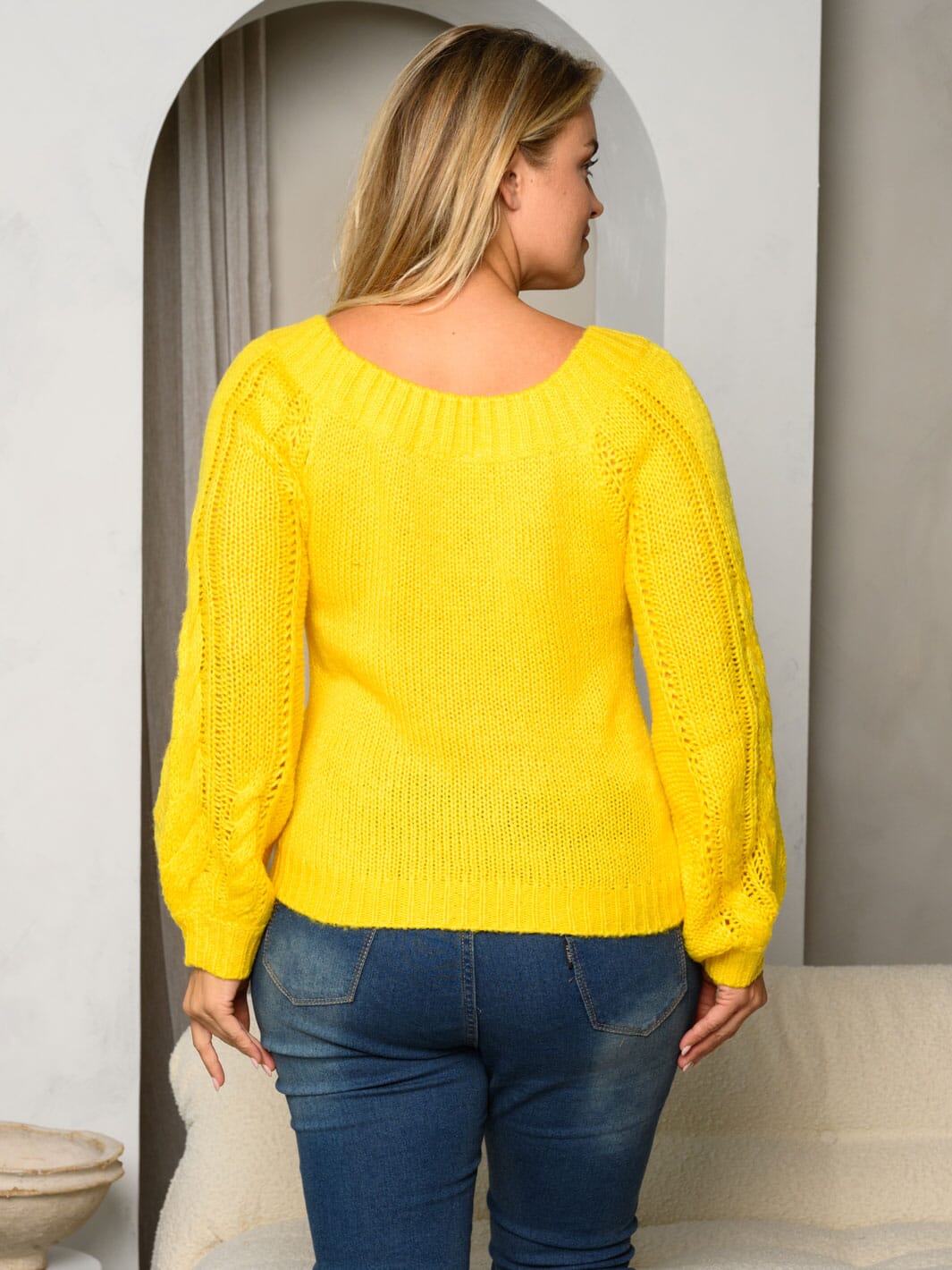 PLUS SIZE LONG SLEEVE KNIT PULLOVER SWEATER
