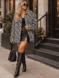 WOMEN'S LONG SLEEVE BUTTON CLOSURE FRONT POCKETS ANIMAL PRINT JACKET