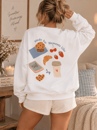 WOMEN'S LONG SLEEVE MADE FOR MOMENTS GRAPHIC PULLOVER SWEATER
