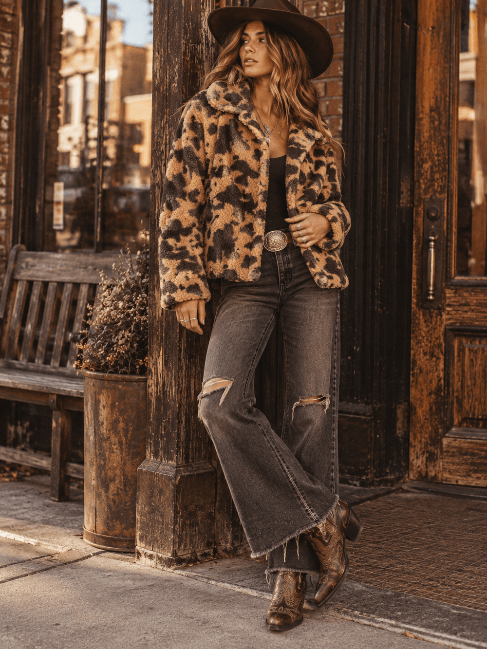 WOMEN'S LONG SLEEVE BUTTON UP FRONT PPOCKETS ANIMAL PRINT SHERPA JACKET