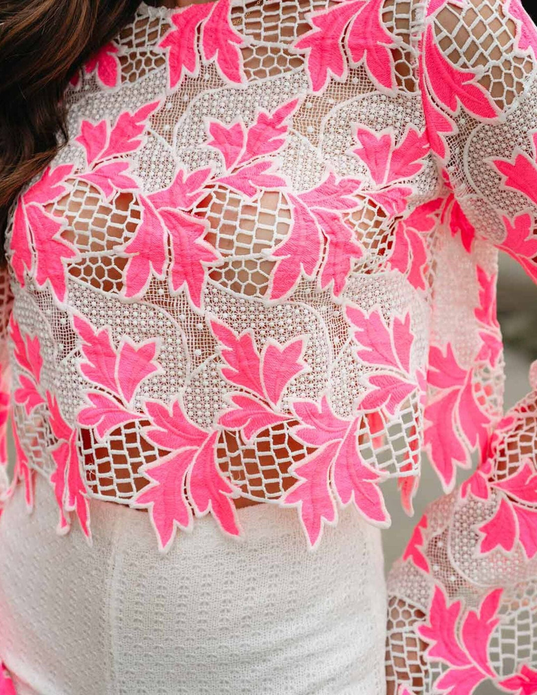 WOMEN'S LONG BELL SLEEVE CROCHET COLORBLOCK TOP