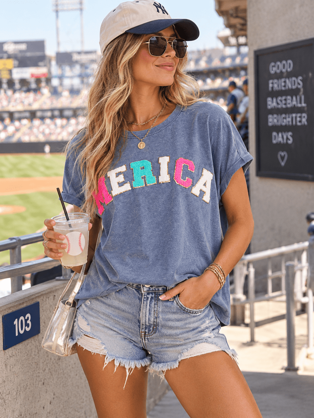 WOMEN'S SHORT SLEEVE HIGH-LOW MERICA TOP