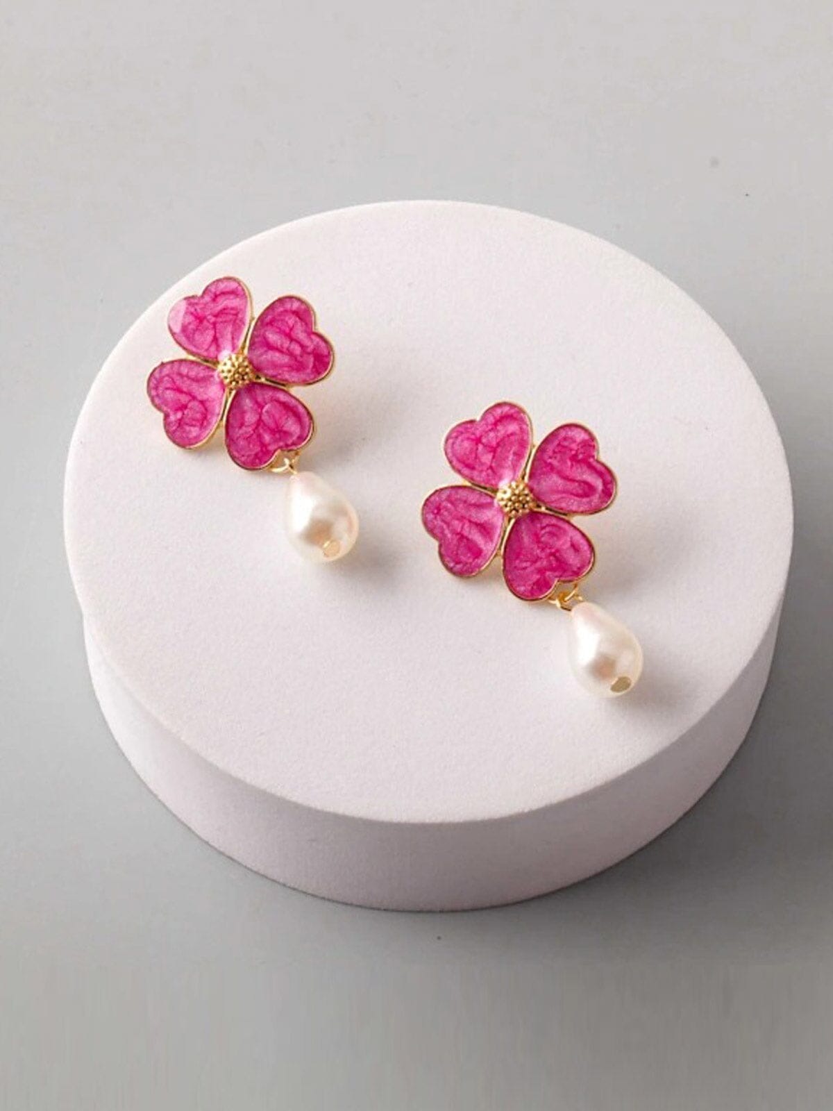 FASHION ASSORTED COLORS PEARL FLOWERS EARRINGS