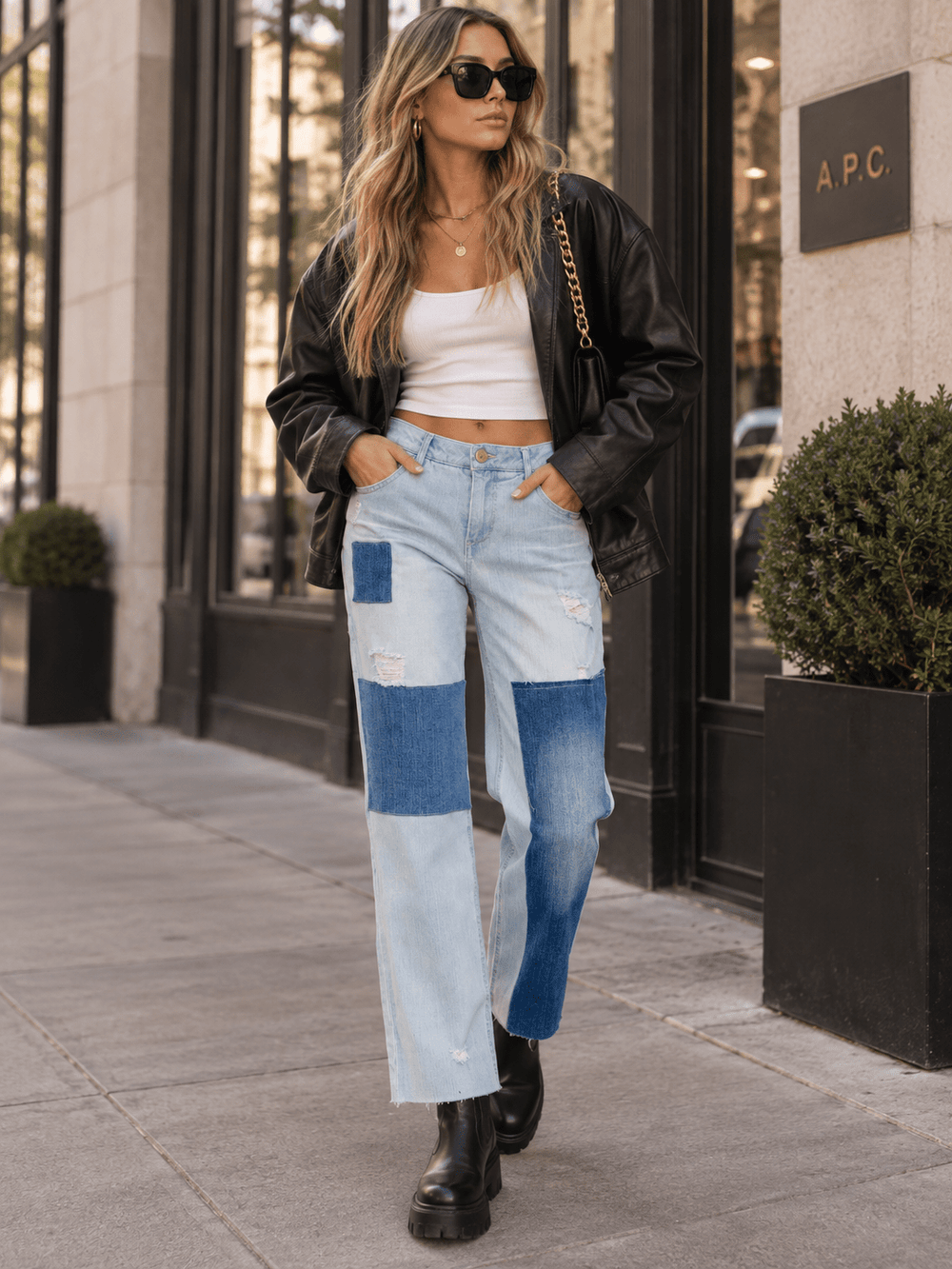 WOMEN'S BUTTON CLOSURE POCKETS STRAIGH LEG TWO TONE STRETCH DENIM PANTS