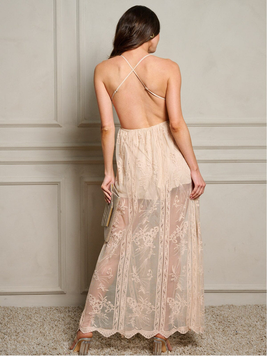 WOMEN'S SLEEVELESS V-NECK OPEN BACK LACE MAXI DRESS