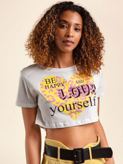 WOMEN'S SHORT PADDED SLEEVE GRAPHIC STUDS CROP TOP
