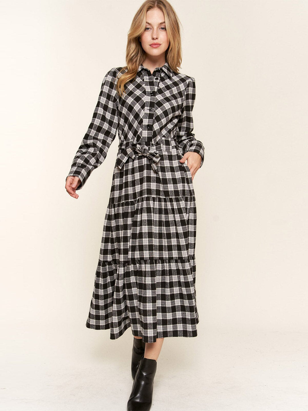 WOMEN'S LONG SLEEVE BUTTON UP POCKETS SELF TIE TIERED PLAID MAXI DRESS