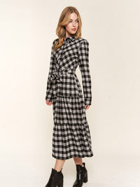 WOMEN'S LONG SLEEVE BUTTON UP POCKETS SELF TIE TIERED PLAID MAXI DRESS