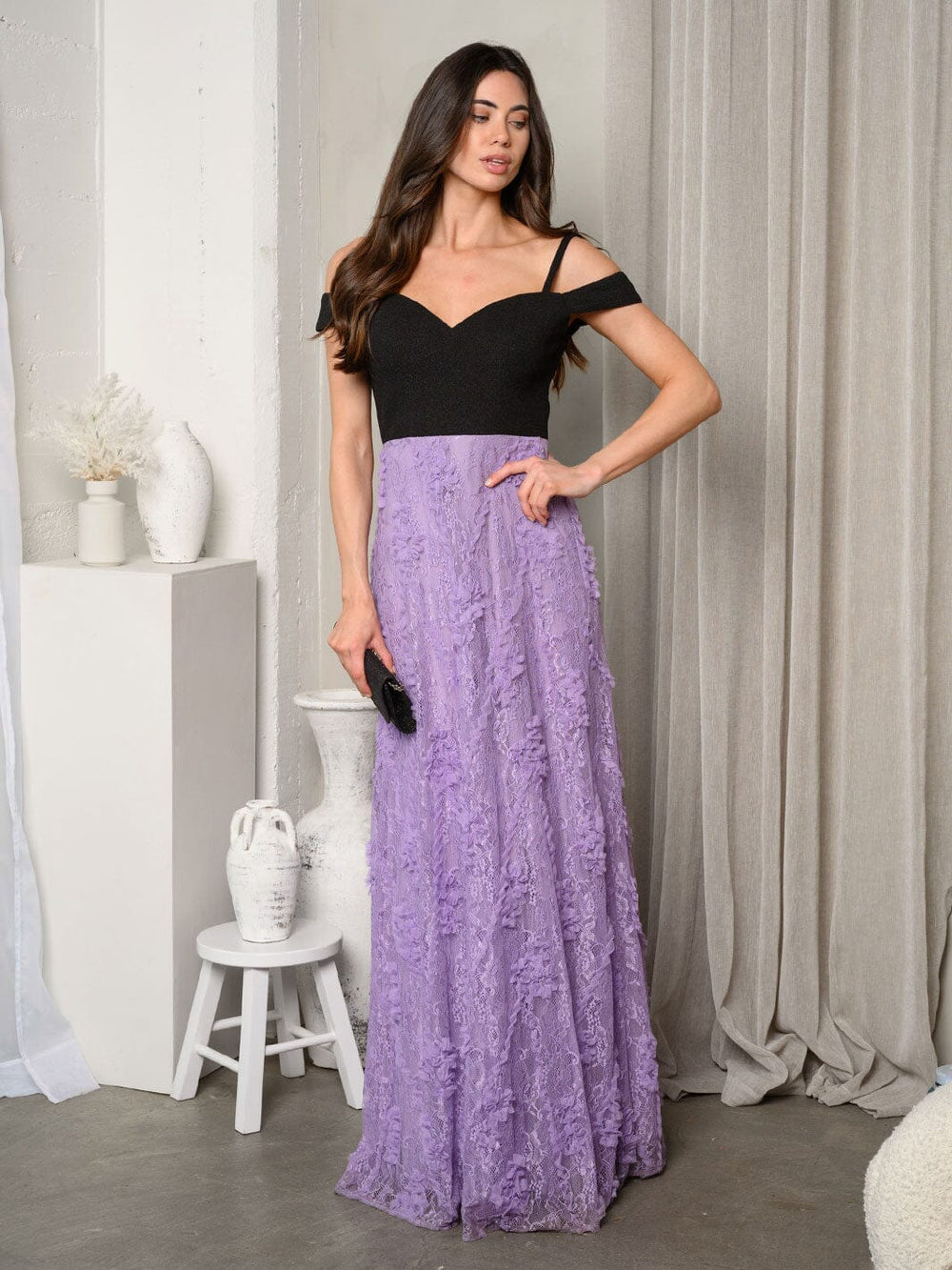 WOMEN'S SLEEVELESS SHIMMER LACE MAXI GOWN DRESS
