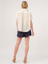 WOMEN'S SHORT SLEEVE BUTTON UP EYELET DETAILED BLOUSE