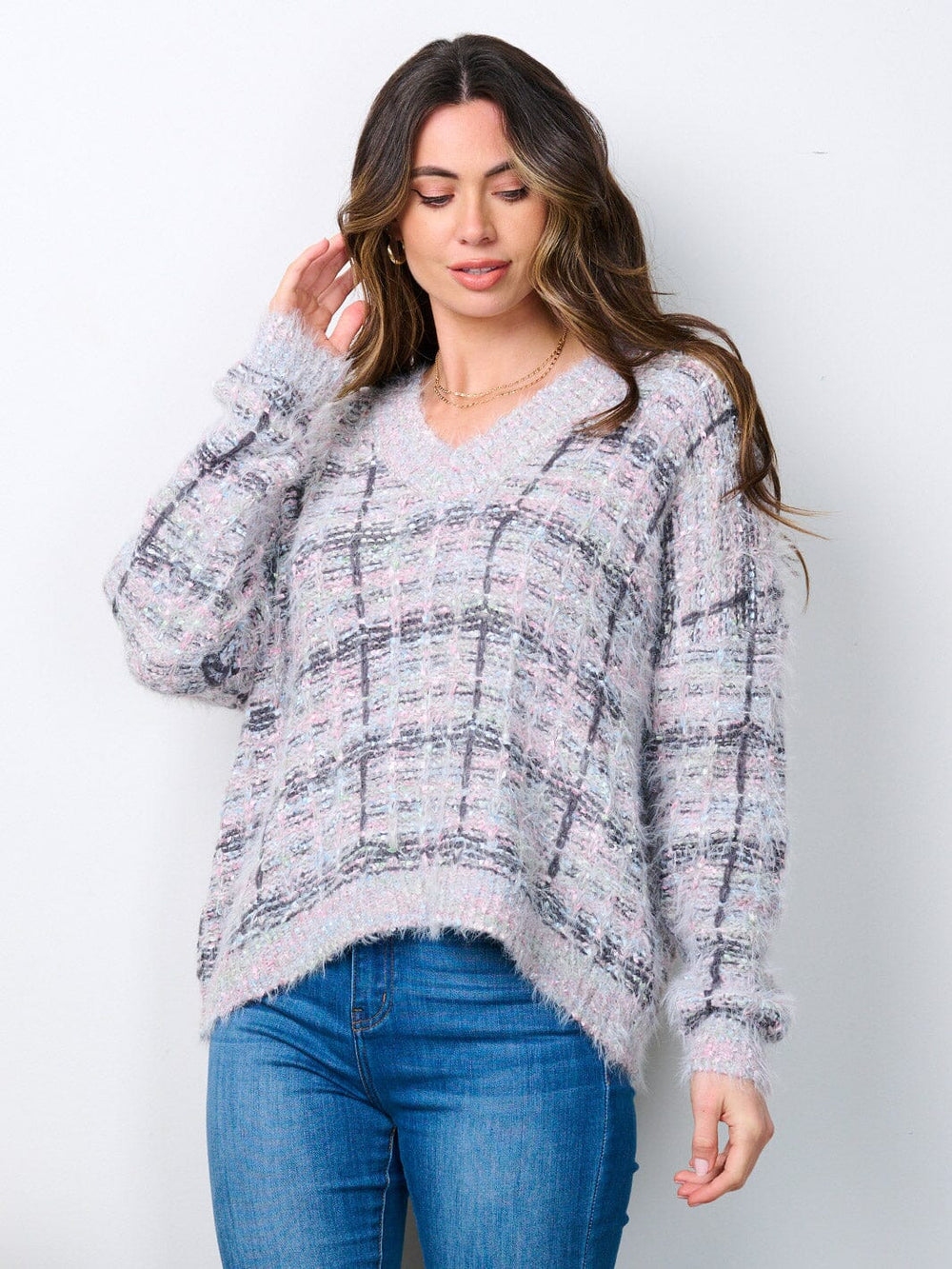 WOMEN'S LONG SLEEVE V-NECK MULTI COLORS SWEATER