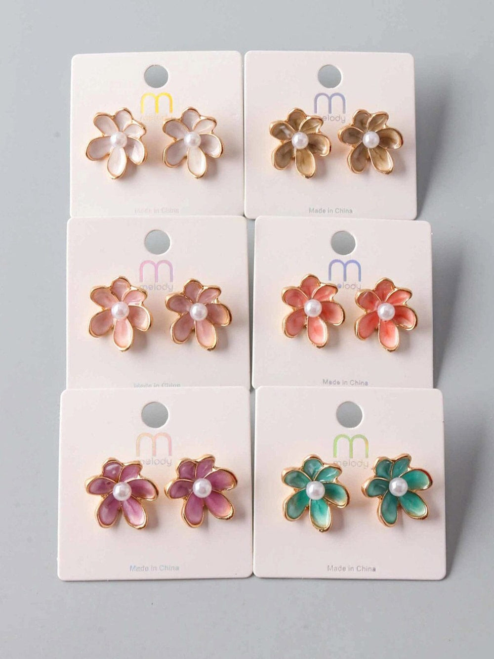 FASHION ASSORTED COLORS FLOWER PEARL EARRINGS