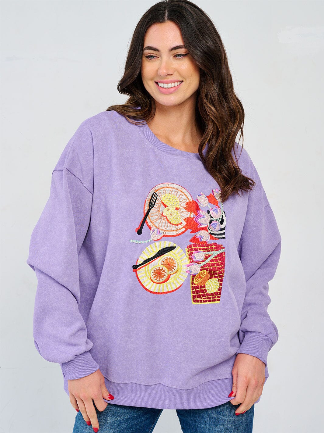 WOMEN'S LONG SLEEVE GRAPHIC PEARL PULLOVER SWEATER