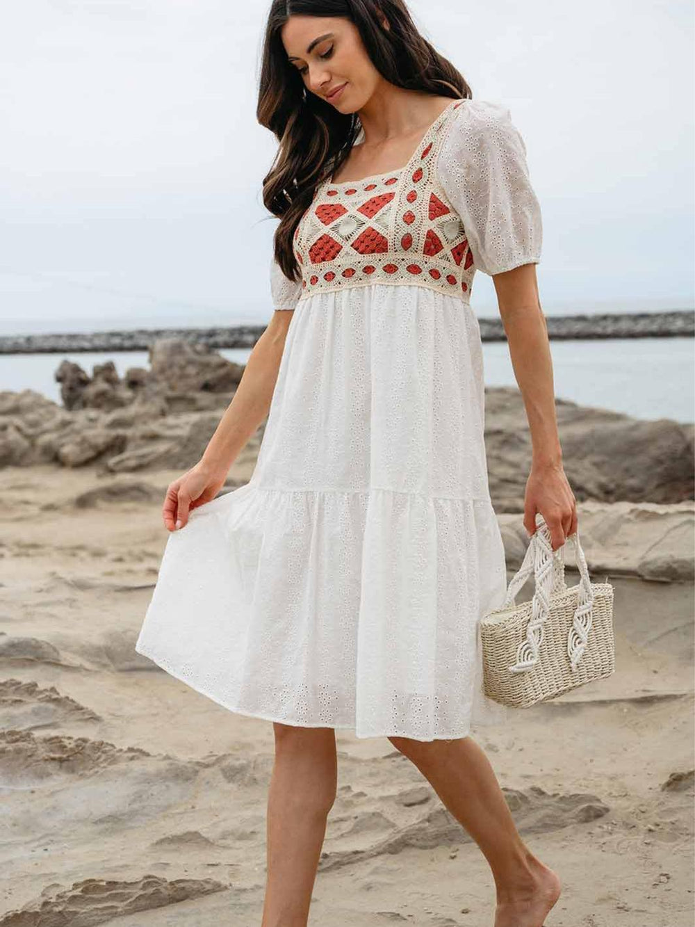 WOMEN'S SHORT SLEEVE KNITTED EYELET MIDI DRESS