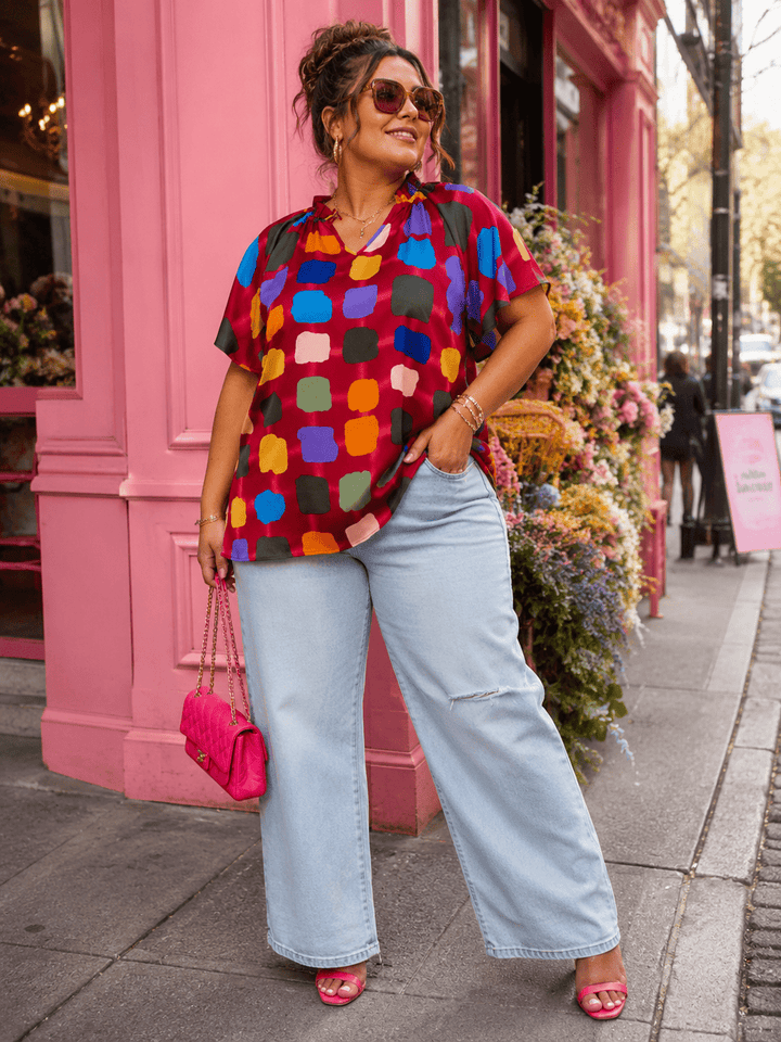 PLUS SIZE SHORT SLEEVE V-NECK MULTI PRINT BLOUSE