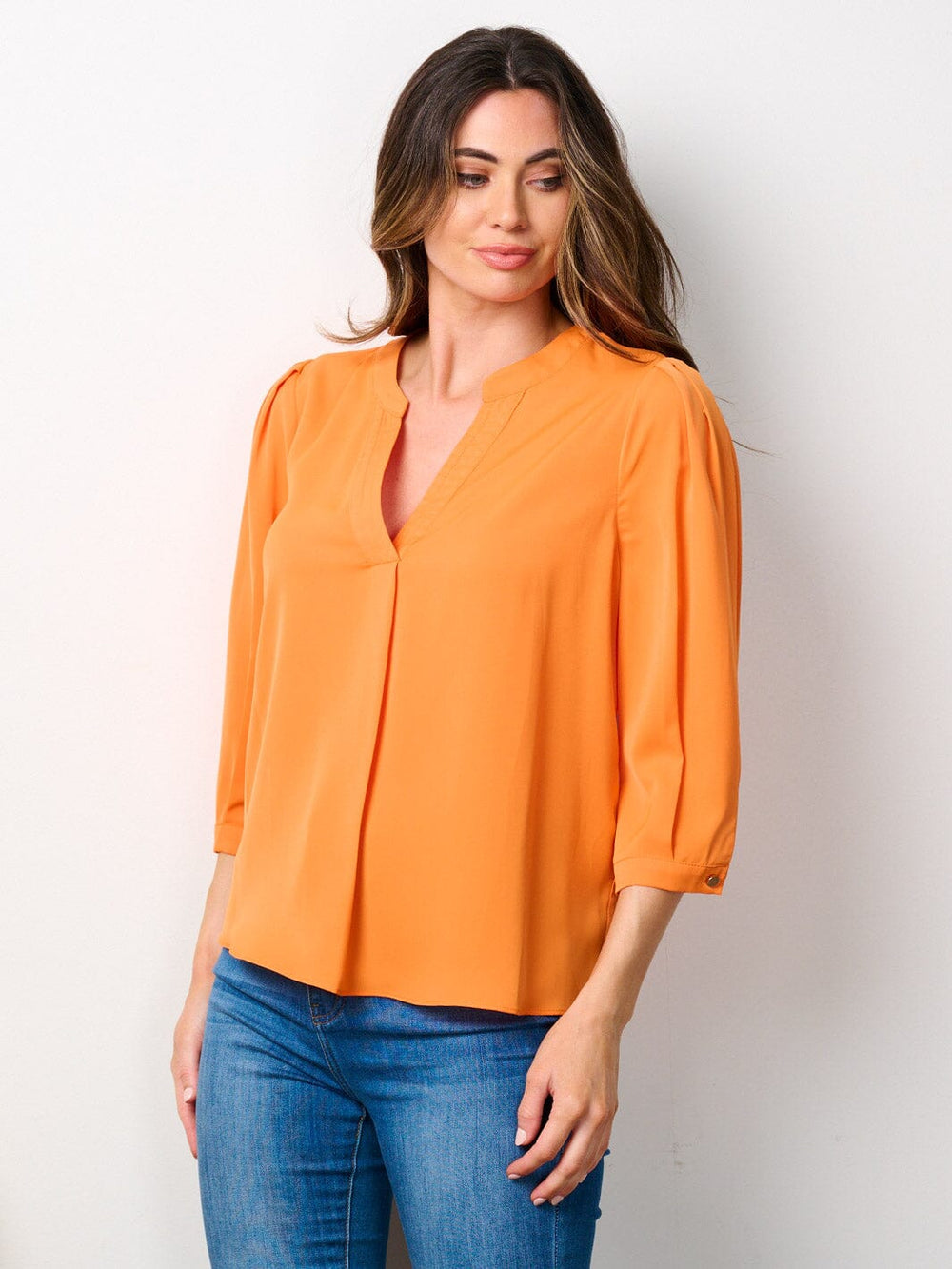 WOMEN'S 3/4 SLEEVES V-NECK BLOUSE TOP