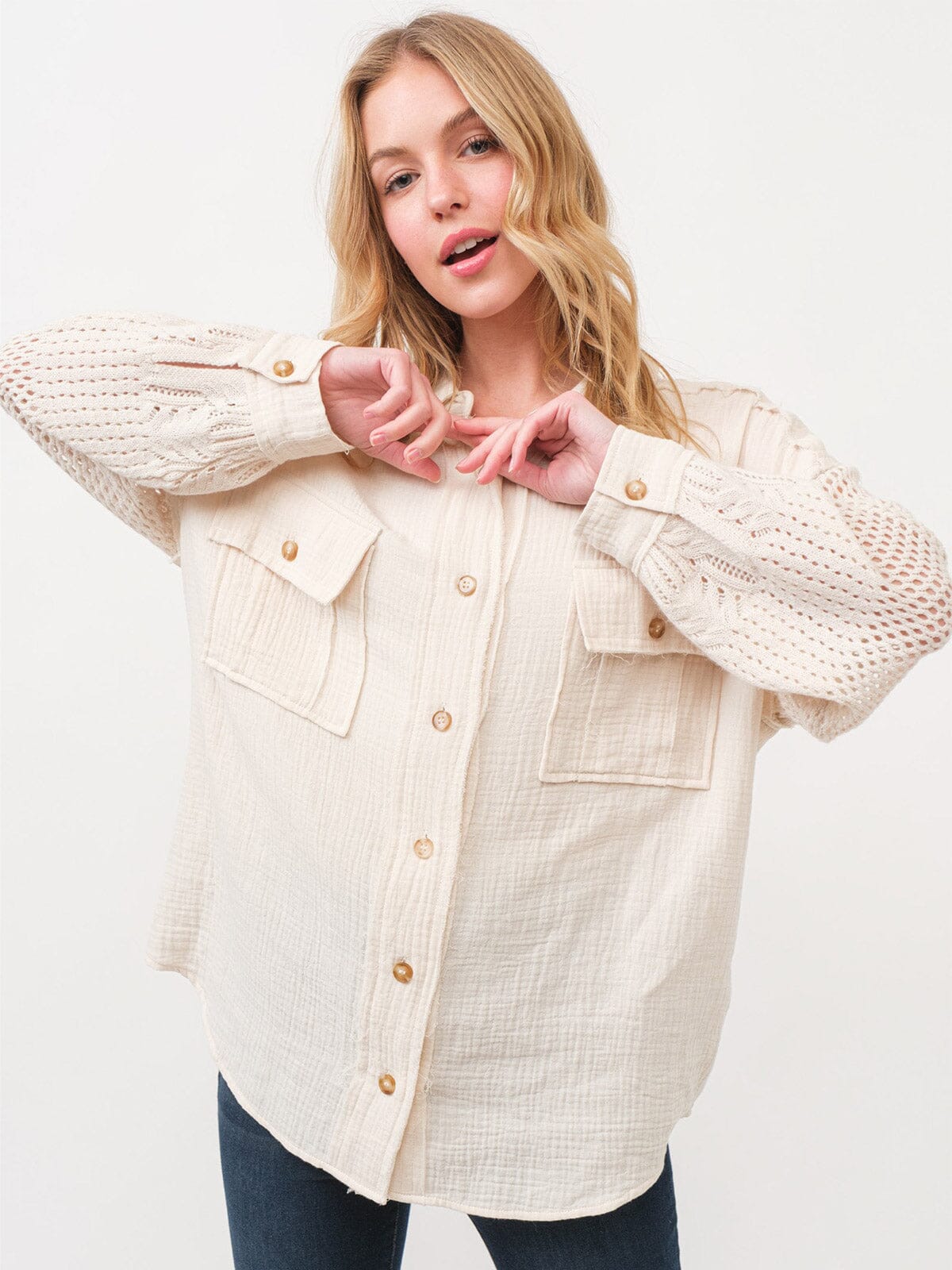 WOMEN'S LONG EYELET SLEEVE BUTTON UP FRONT POCKETS SHIRT