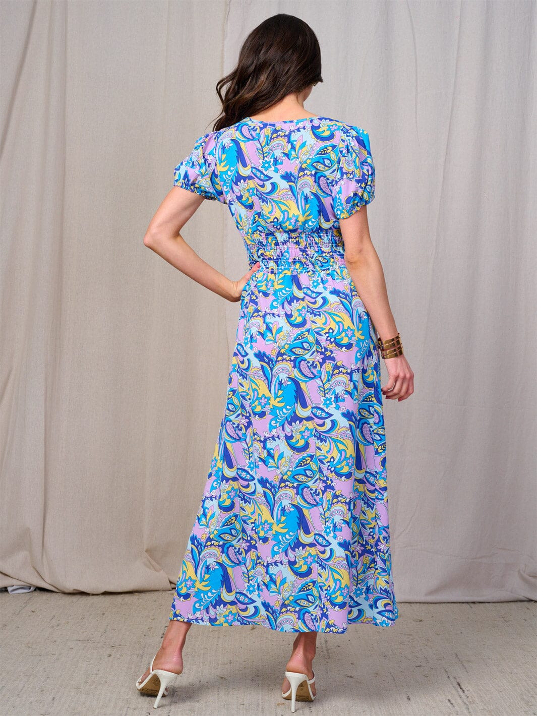 WOMEN'S SHORT SLEEVES BUTTON DETAILED SMOCK WAIST FLORAL MAXI DRESS