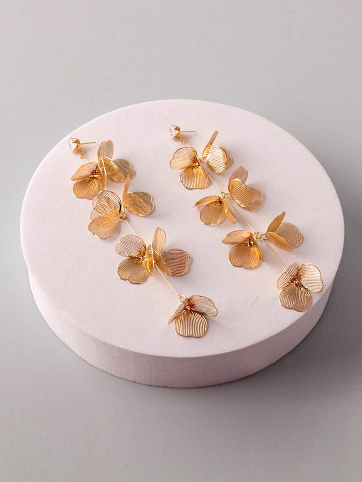 FASHION GOLD FLOWERS STAINLESS STEEL DROP EARRINGS