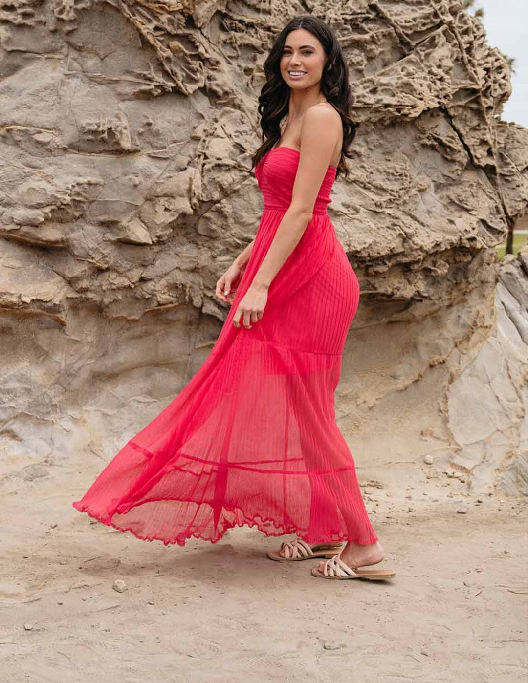 WOMEN'S SLEEVELESS TIERED SMOCK MAXI DRESS