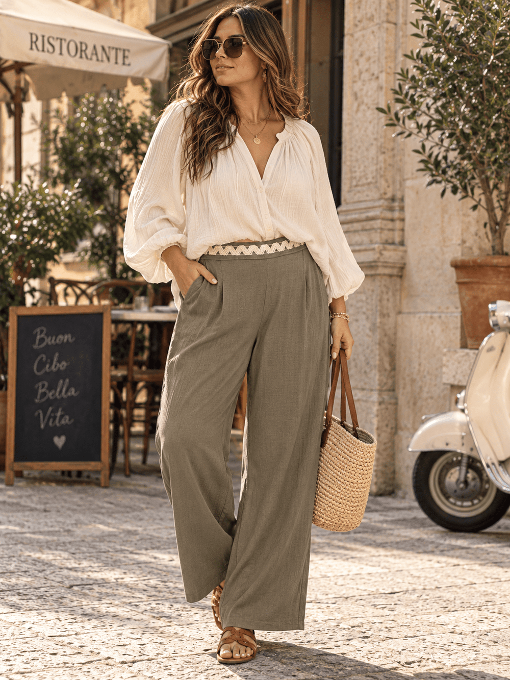 WOMEN'S BUTTON CLOSURE ELASTIC DETAILED WAIST FRONT POCKETS WIDE LEG PANTS