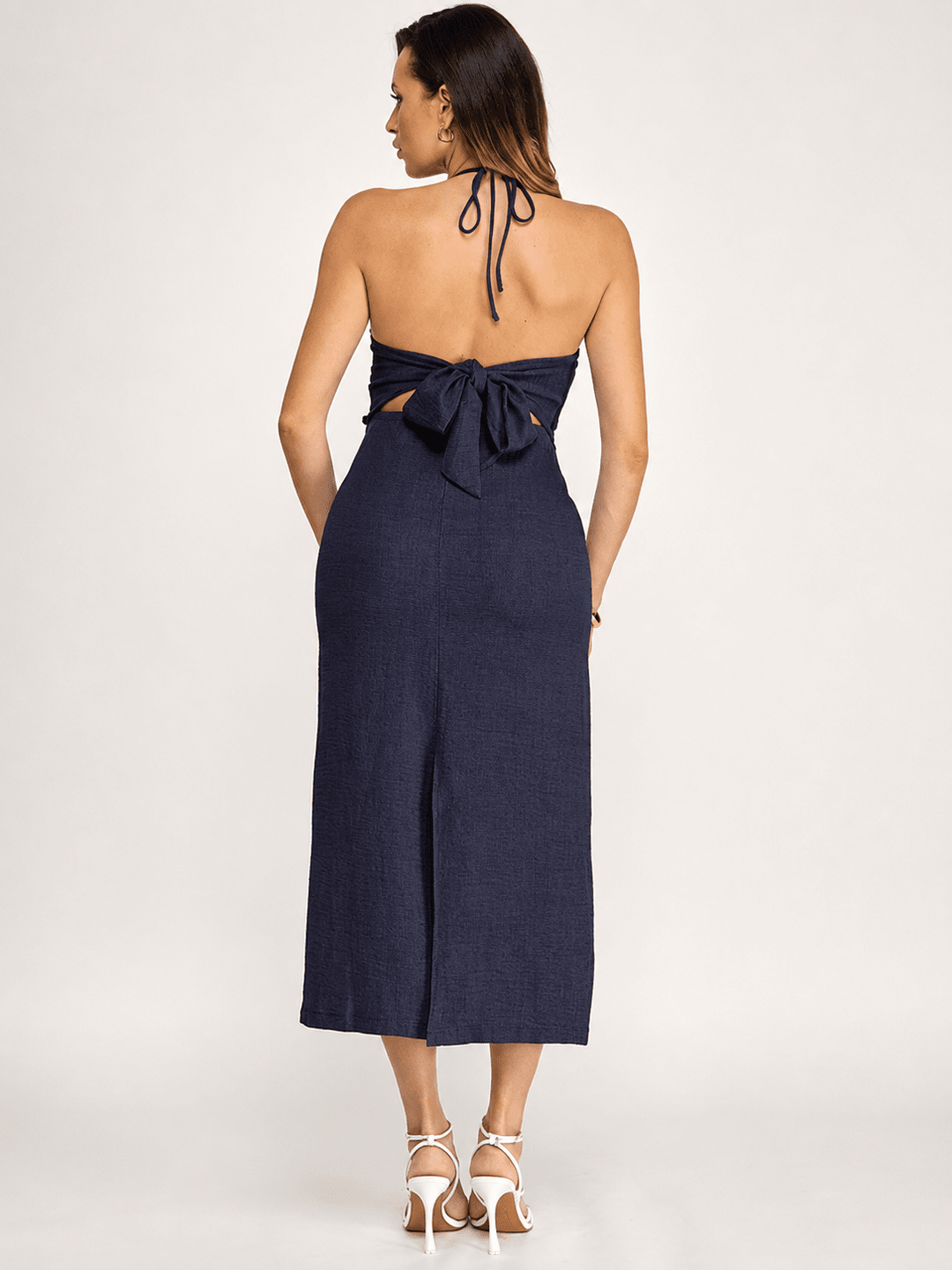 WOMEN'S SLEEVELESS HALTER NECK OPEN BACK CROCHET DETAILED MAXI DRESS
