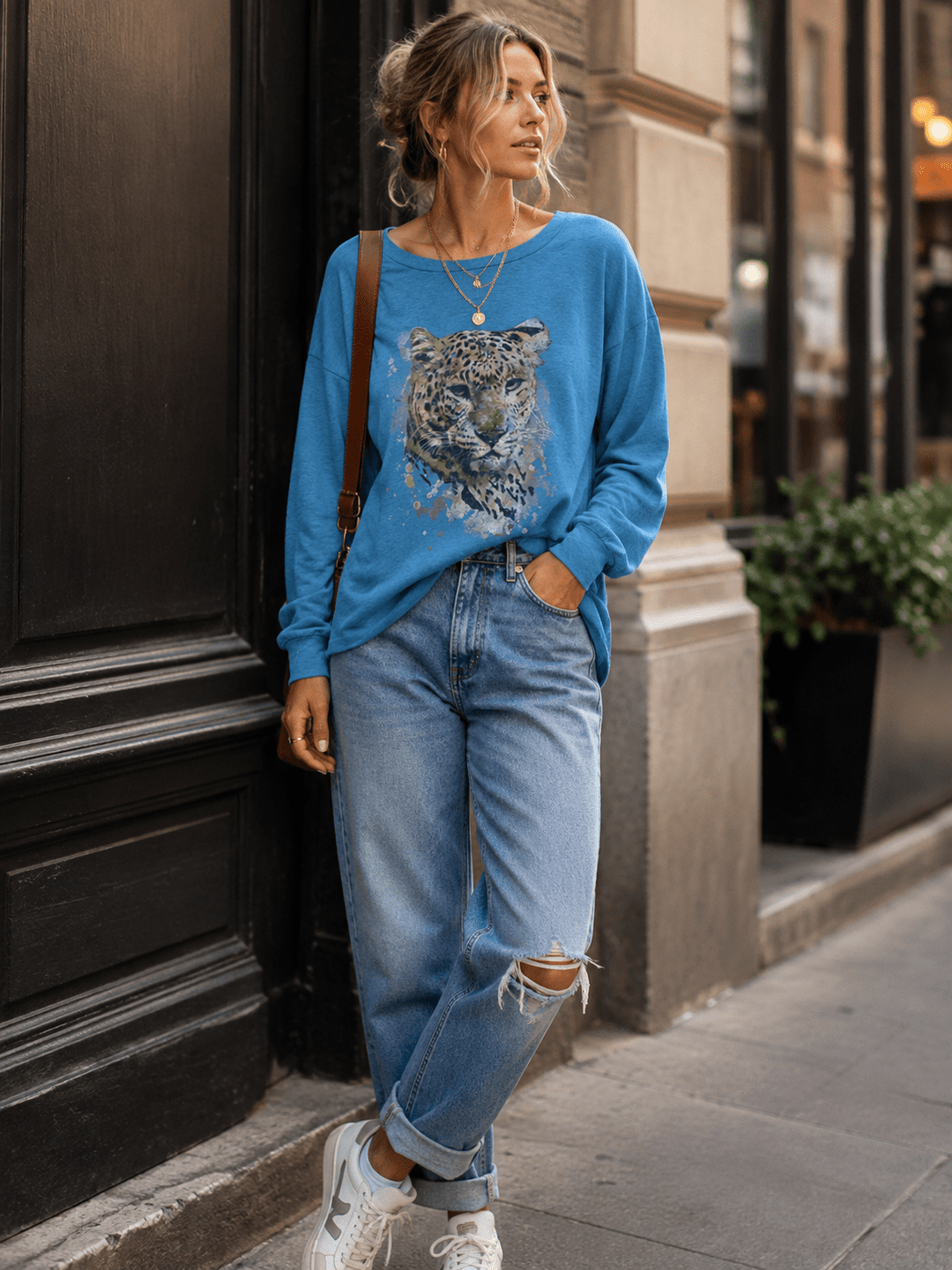 WOMEN'S LONG SLEEVE GRAPHIC TOP