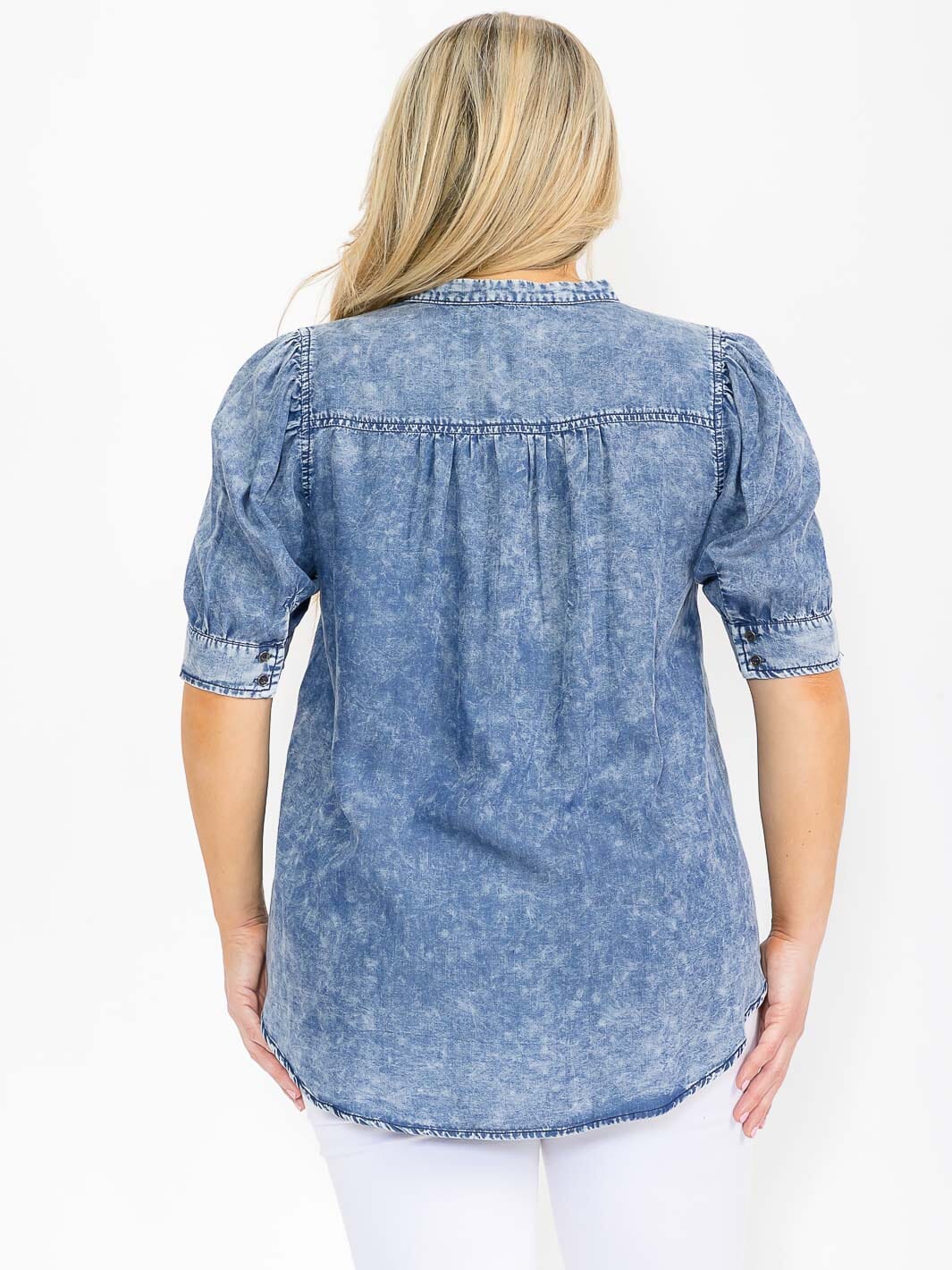 PLUS SIZE SHORT PUFF SLEEVE BUTTON UP WASHED CHAMBRAY BLOUSE