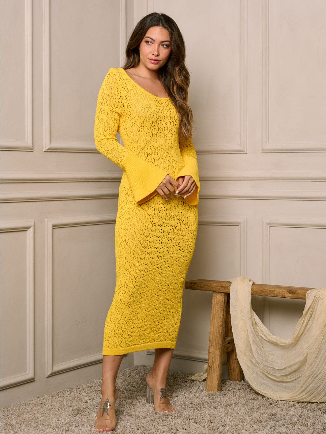 WOMEN'S LONG BELL SLEEVE KNITTED MIDI DRESS