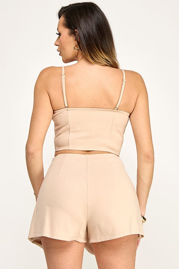 WOMEN'S SLEEVELESS BUTTON CLOSURE BLOUSE & ZIP UP POCKETS MINI SKORTS 2PC. SET