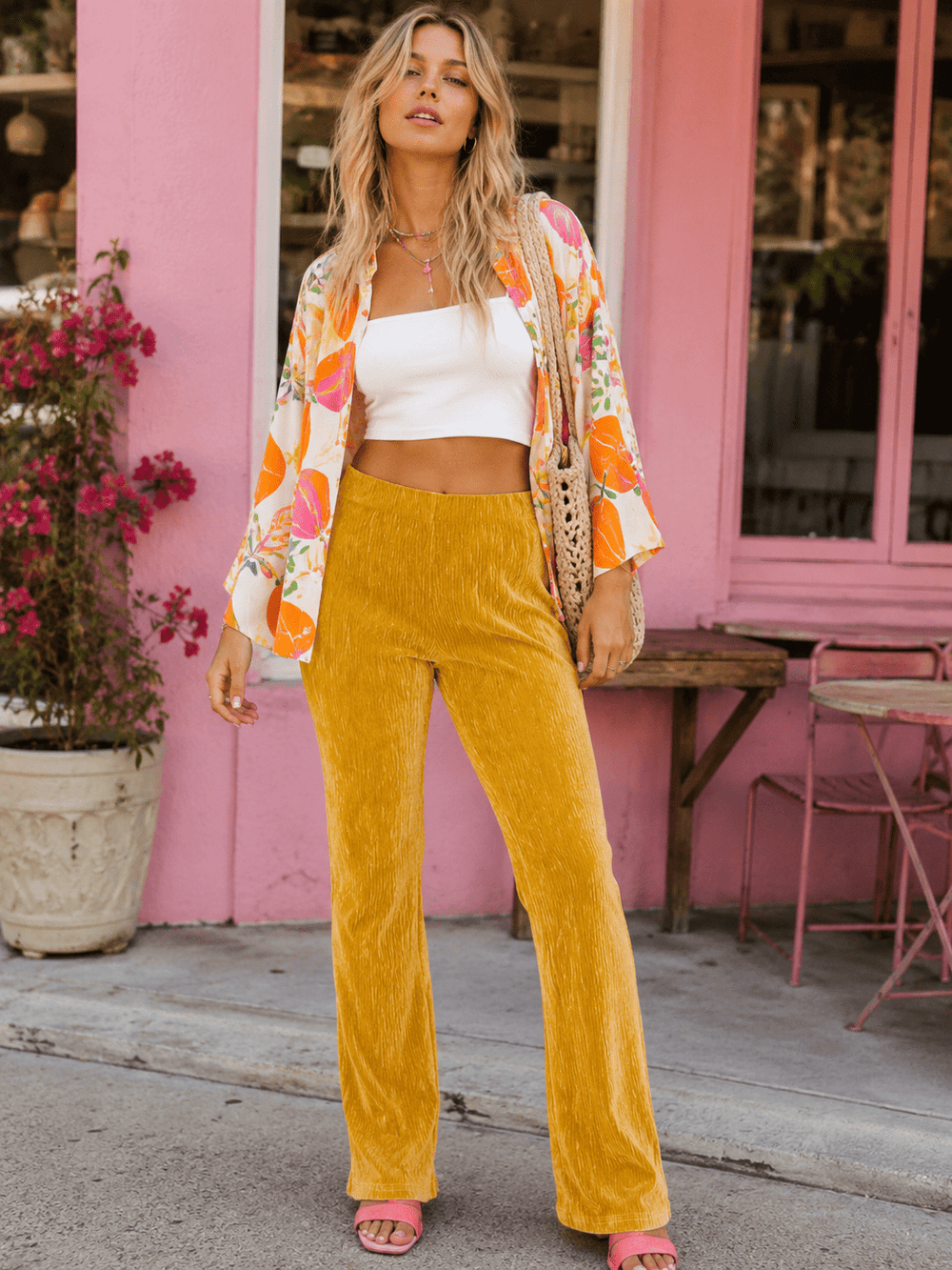 WOMEN'S ELASTIC WAIST BELL LEG RIBBED PANTS