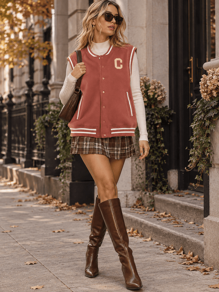 WOMEN'S SLEEVELESS BUTTON CLOSURE FRONT POCKETS VEST