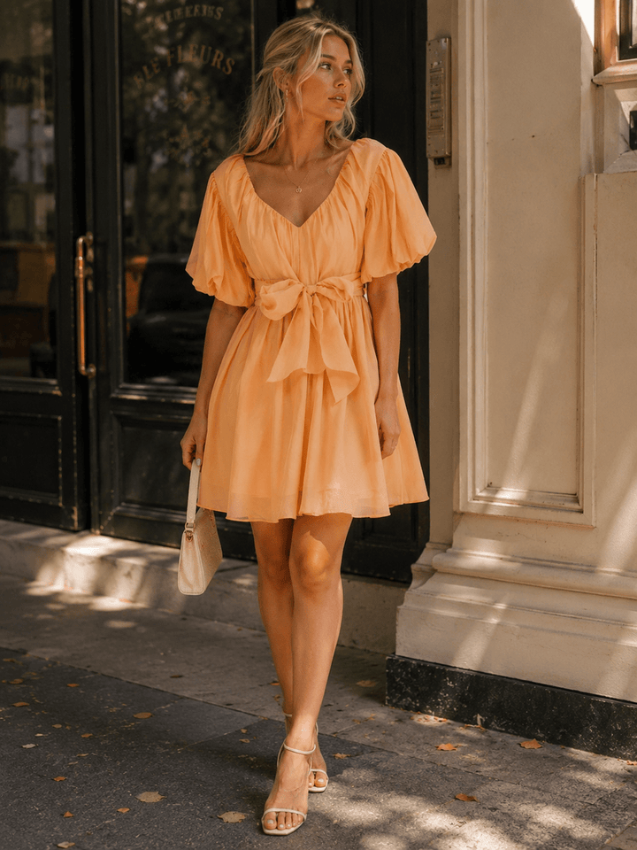 BEULAH WOMEN'S SHORT PUFF SLEEVE V-NECK SELF TIE MINI DRESS