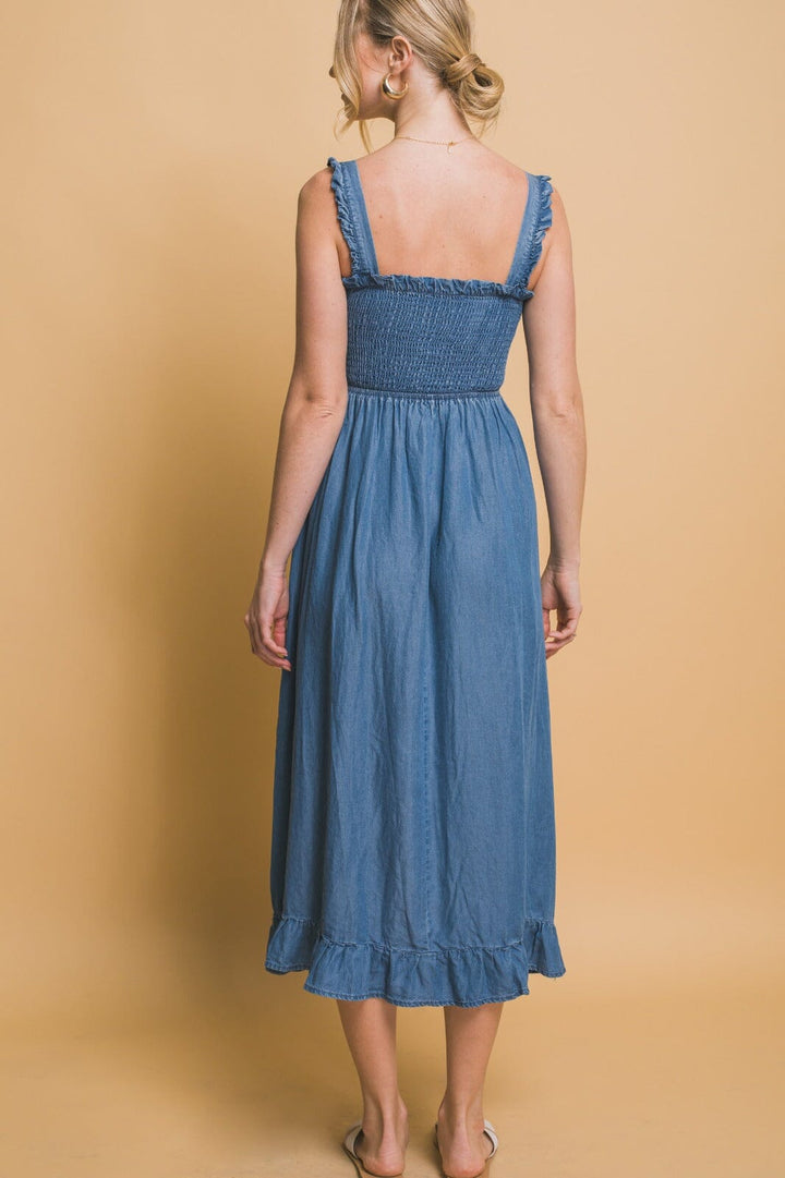 WOMEN'S SLEEVELESS SMOCK RUFFLE BOTTOM HEM CHAMBRAY MIDI DRESS