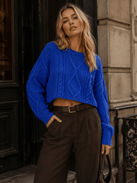 WOMEN'S LONG SLEEVE CABLE KNIT PULLOVER CROP SWEATER