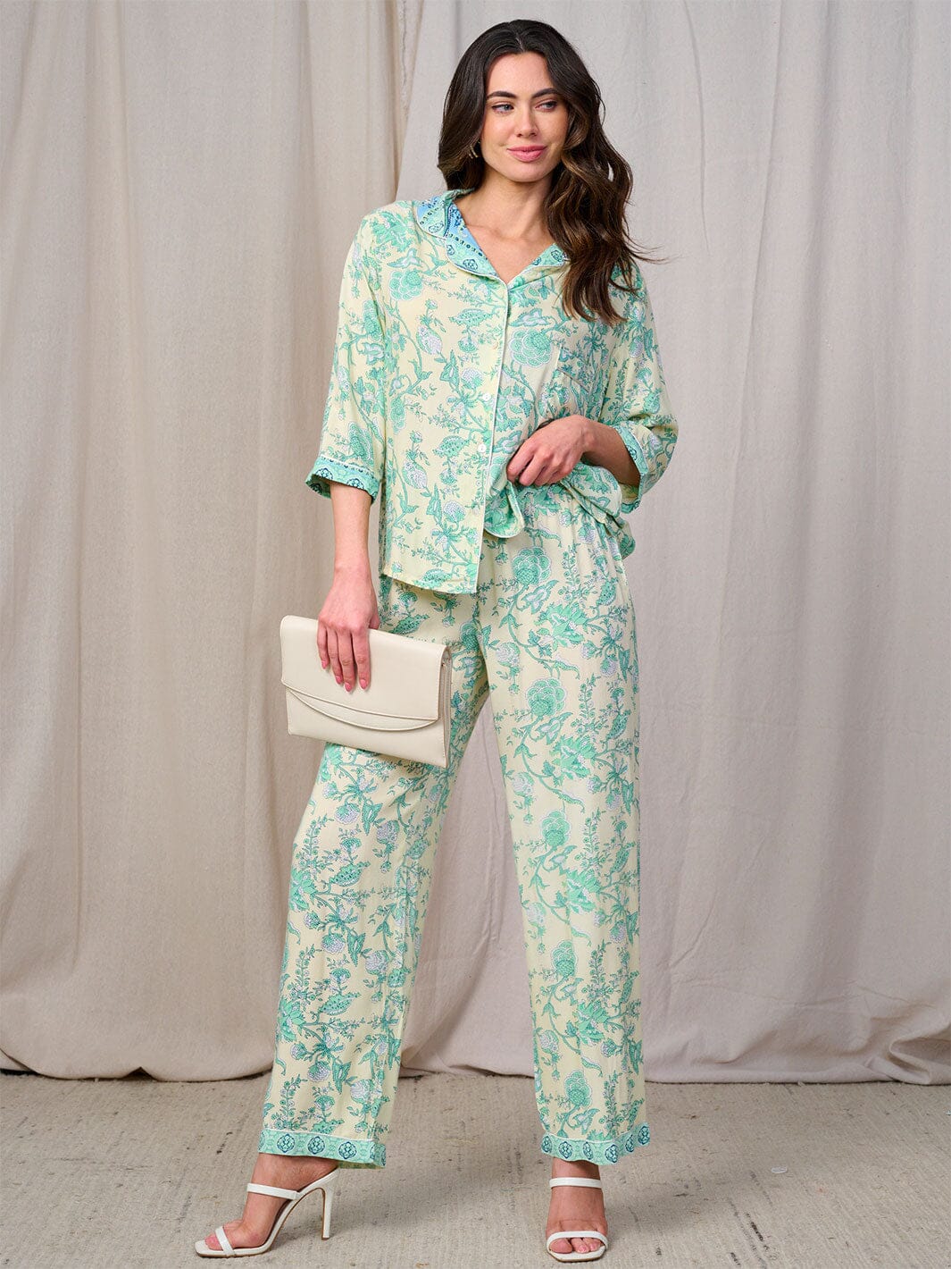 WOMEN'S 3/4 SLEEVES BUTTON UP FRONT POCKET MULTI PRINT BLOUSE