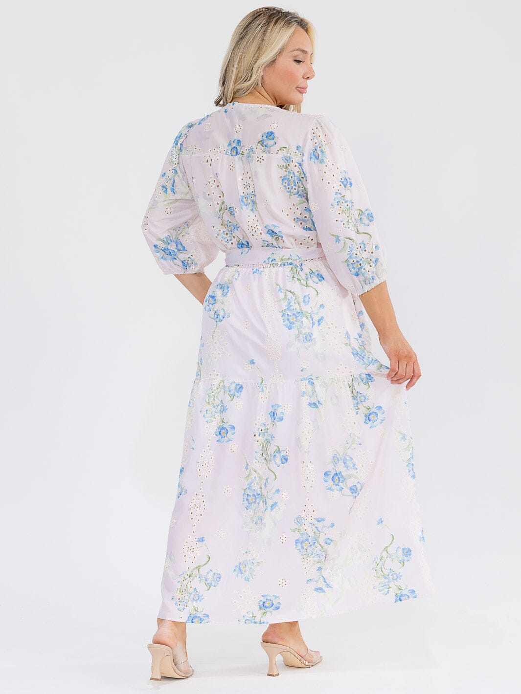 PLUS SIZE 3/4 SLEEVE SURPLICE SELF TIE EYELET FLORAL PRINT MAXI DRESS