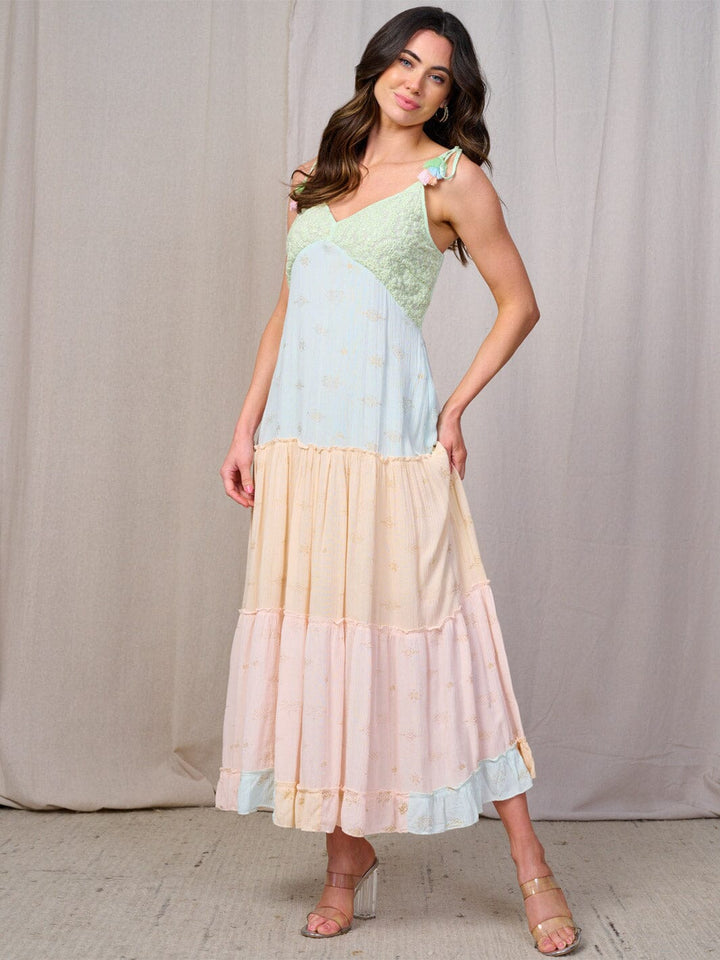 WOMEN'S SLEEVELESS V-NECK TIERED PRINT COLORBLOCK MAXI DRESS