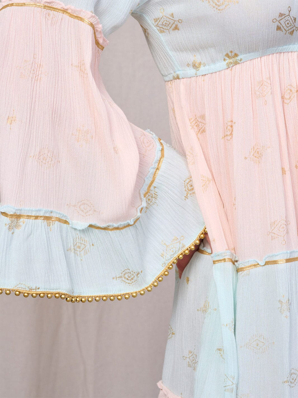 WOMEN'S LONG BELL SLEEVE V-NECK TRIM DETAILED COLORBLOCK MINI DRESS