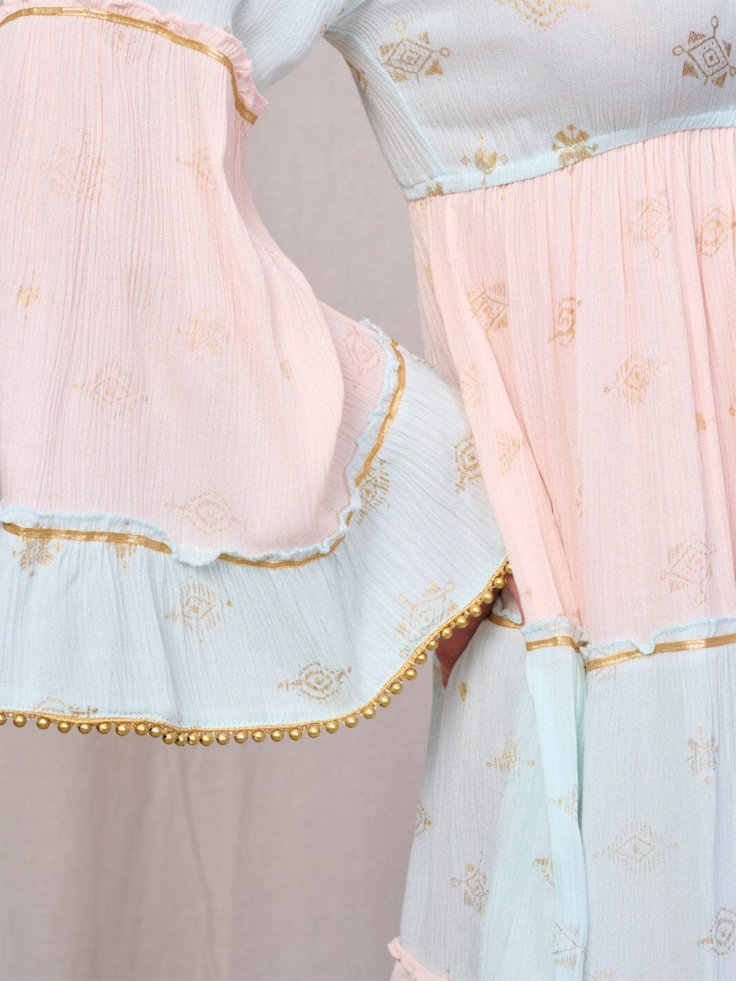 WOMEN'S LONG BELL SLEEVE V-NECK TRIM DETAILED COLORBLOCK MINI DRESS