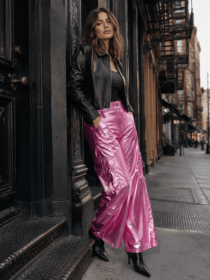 WOMEN'S BUTTON CLOSURE CARGO POCKETS METALLIC WIDE LEG PANTS