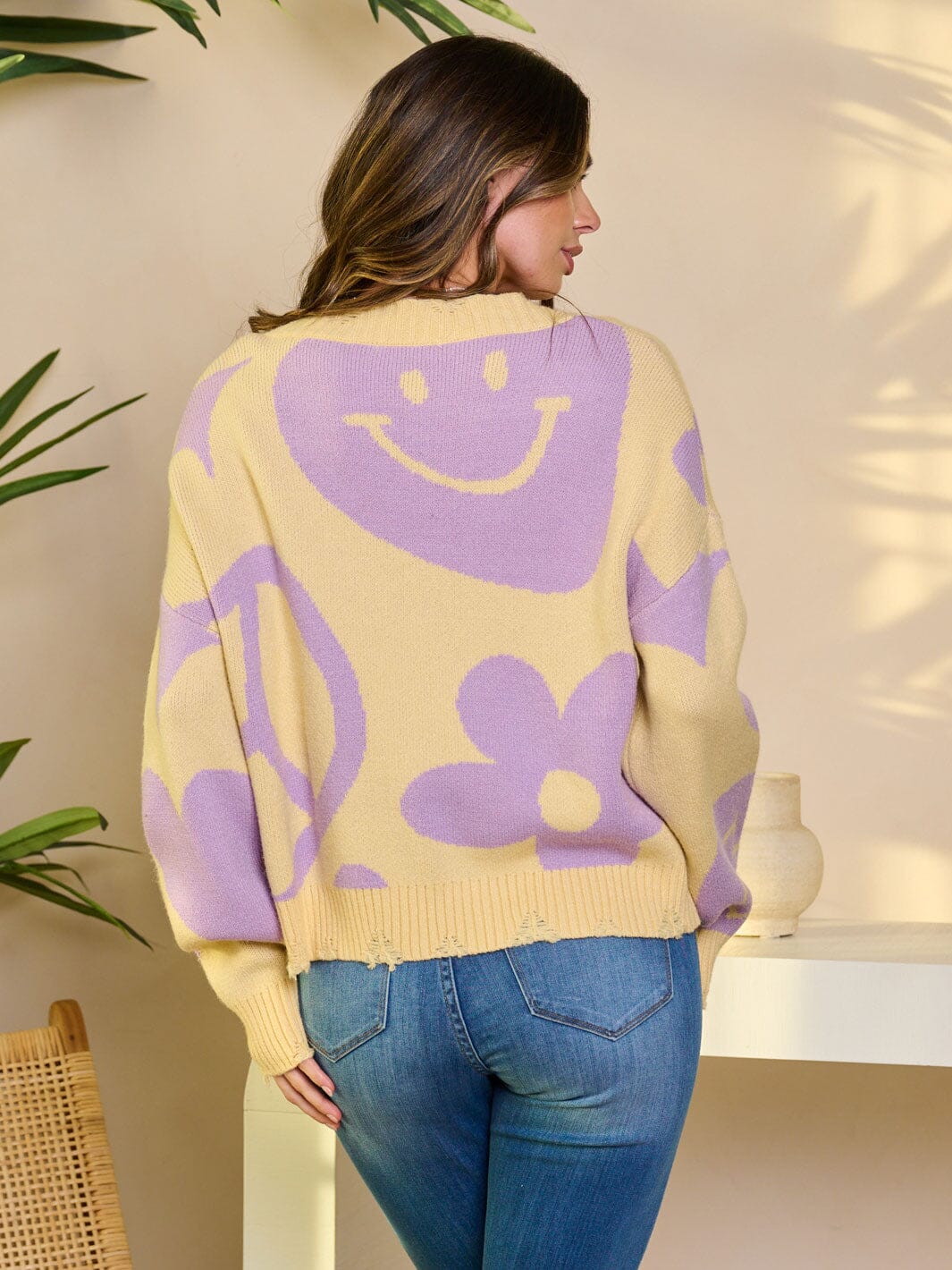 WOMEN'S LONG SLEEVE V-NECK PULLOVER GRAPHIC SWEATER