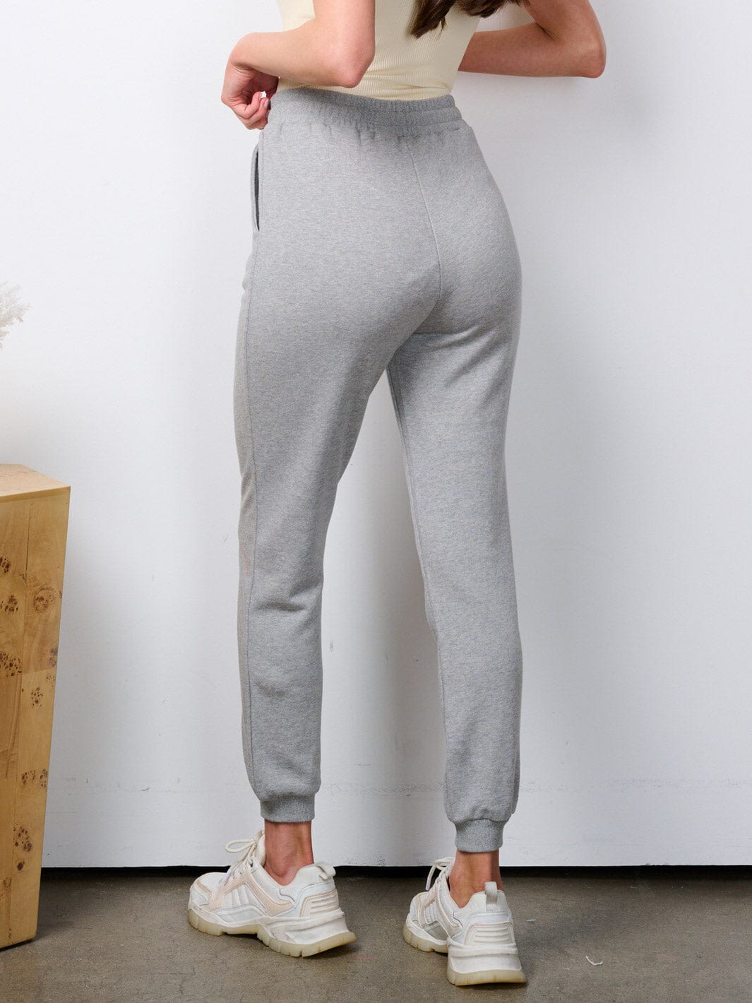 WOMEN'S ELASTIC WAIST POCKETS JOGGER PANTS