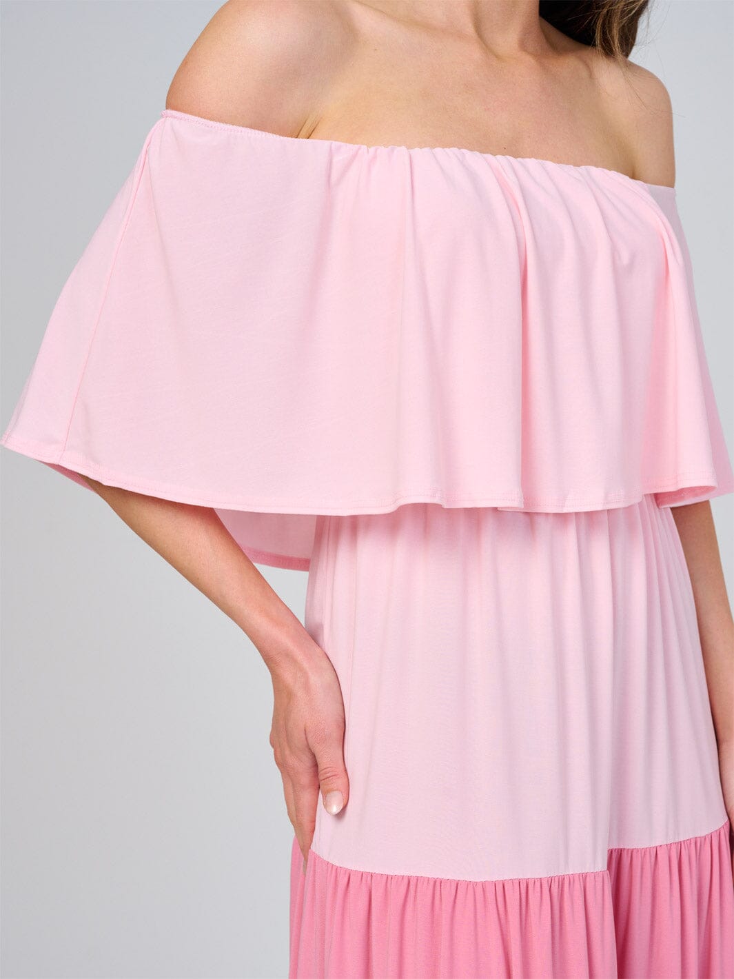 WOMEN'S OFF SHOULDER ELASTIC WAIST COLORBLOCK TIERED MAXI DRESS