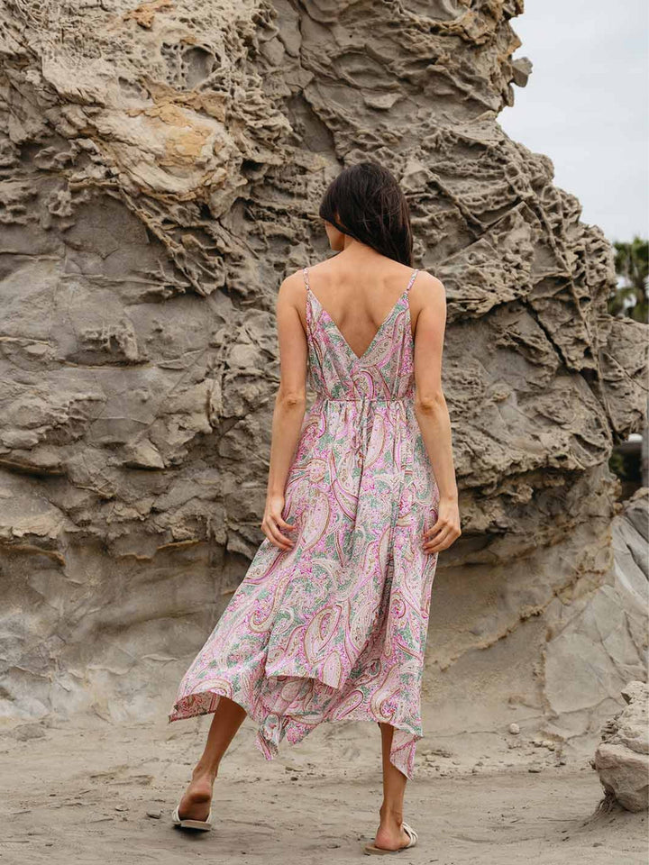 WOMEN'S SLEEVELESS V-NECK PAISLEY PRINT MIDI DRESS