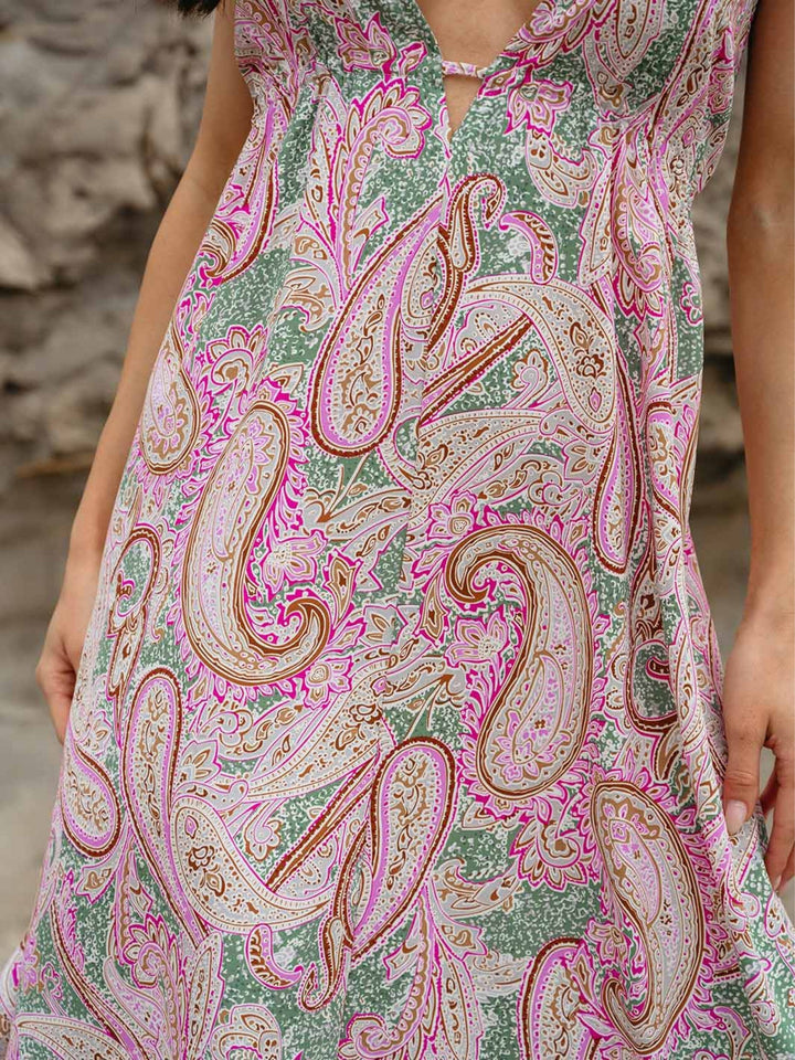 WOMEN'S SLEEVELESS V-NECK PAISLEY PRINT MIDI DRESS