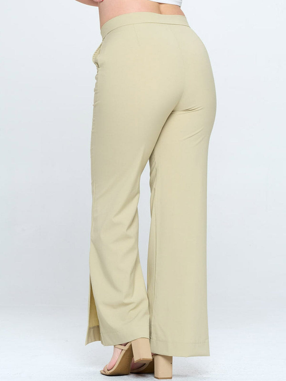 PLUS SIZE BUTTON CLOSURE POCKETS WIDE LEG PANTS