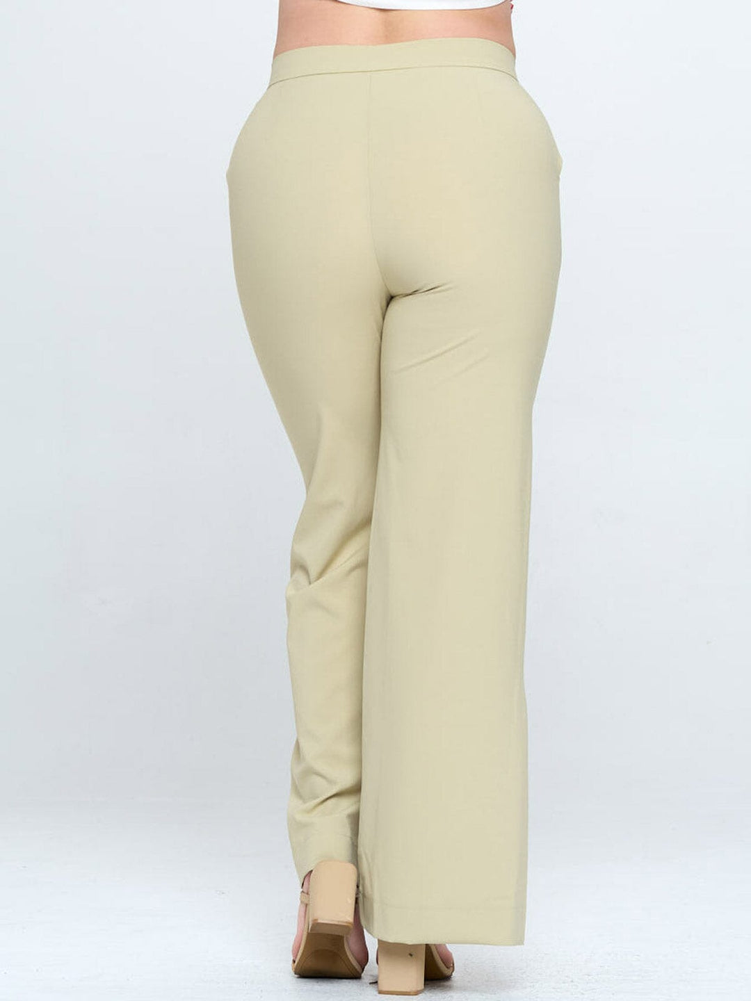 PLUS SIZE BUTTON CLOSURE POCKETS WIDE LEG PANTS